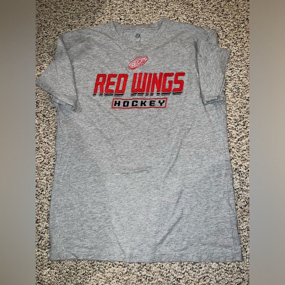 Detroit Red Wings Hockey Embroidered Shirt Gray Red Size Large NHL